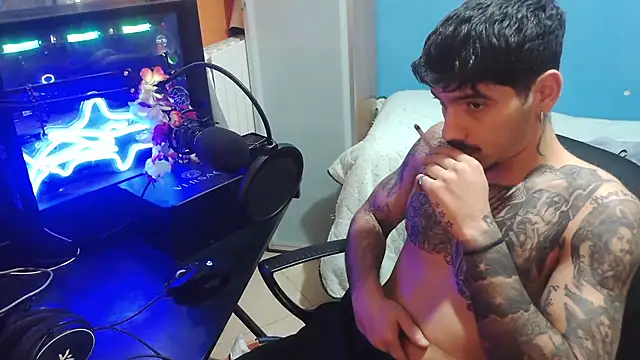 Badboyi1997 webcam