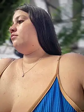 natalia_cleark09 (F young) - Wet my pussy in public, let's go bathroo