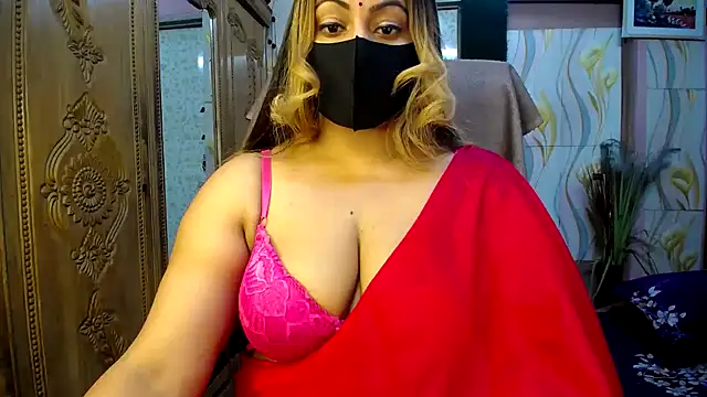 SeductiveMahira webcam