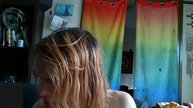 AllyKityKay webcam