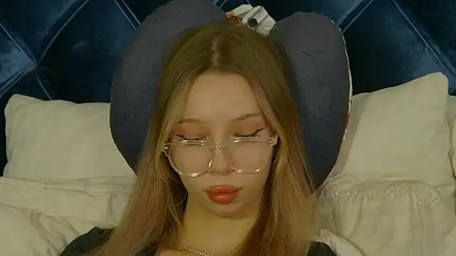 MaliaLandre webcam