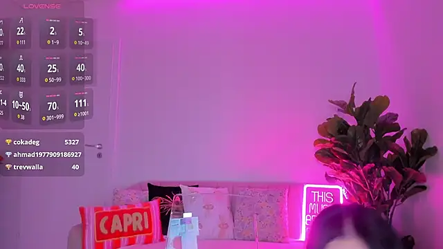 TiaBelle webcam