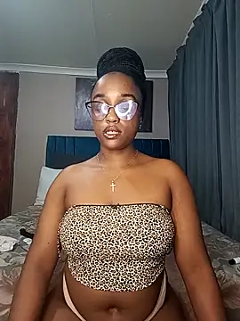 Queen-Chocolate webcam