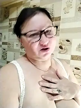 Holly-69 webcam