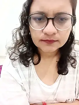 Mahira_sharma01 webcam