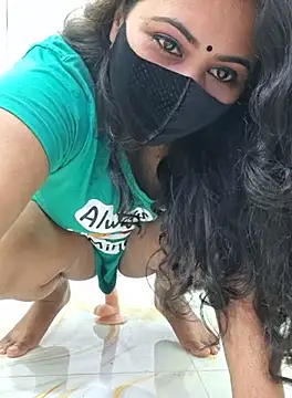 bristy- (F young) - dildo in pussy