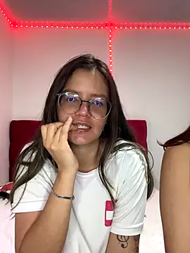 allison_bailey (G young) - Two fingers in the pussy