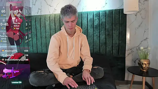 nicktorn (M young) - 😈machine in my ass