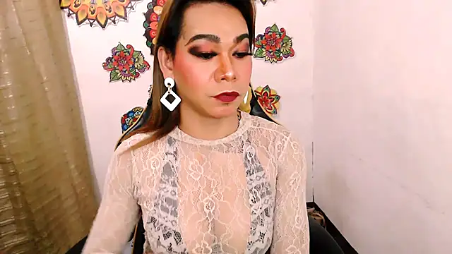 xxMistressWildKimxx webcam