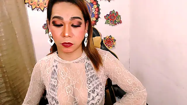 xxMistressWildKimxx webcam