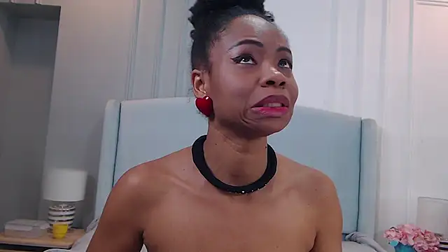 ChantalGarner webcam