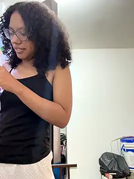 Curly_lily webcam