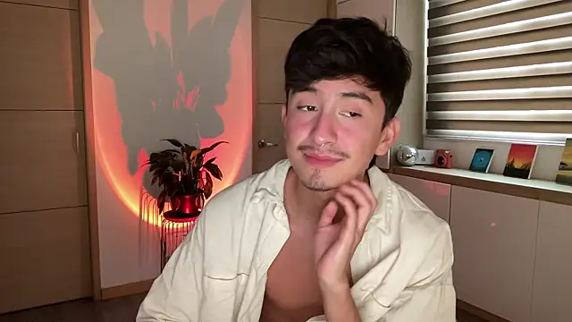 sweettaaron01 webcam