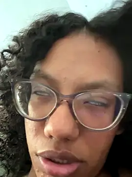 Curly_lily webcam