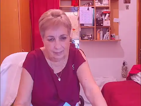 Victoria5643 webcam