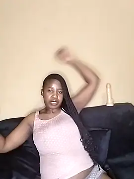 queenbboobs webcam