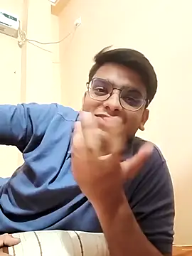 the_cute_guy_ webcam