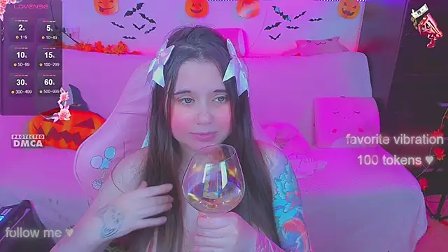 Lolisuccub webcam