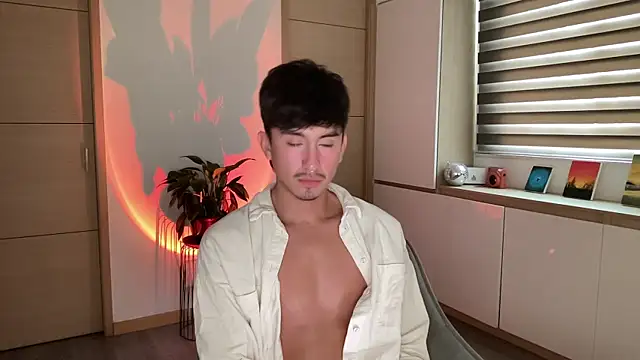 sweettaaron01 (M young) - I give you my milk