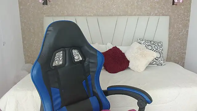 AliceSmiith_ webcam