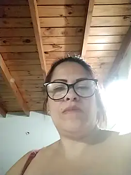 AyantiPonz79 webcam