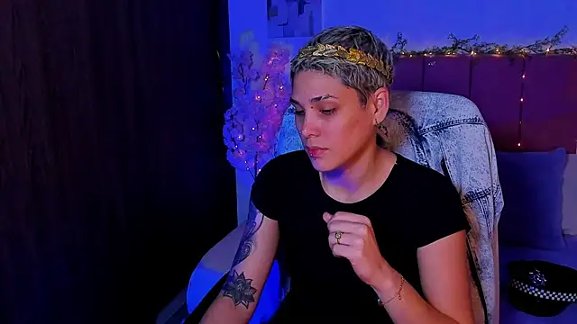 Charlee_pink webcam