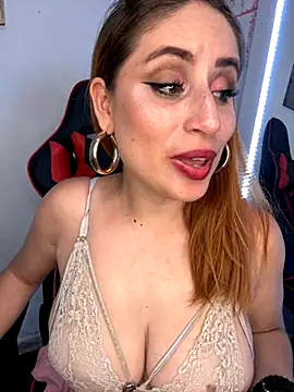 Adeline_1 webcam
