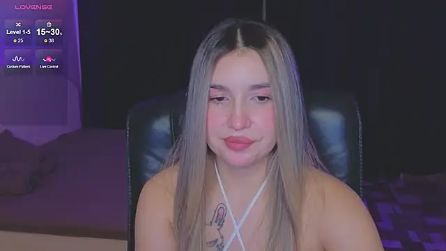 RoxyChill webcam