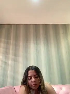 Ada_Pink webcam