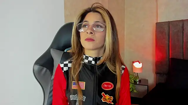 Sara_Roades webcam