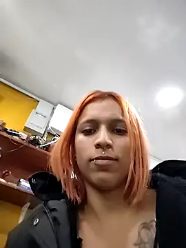 Zoe73_ webcam