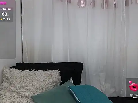 ninaa_fox webcam