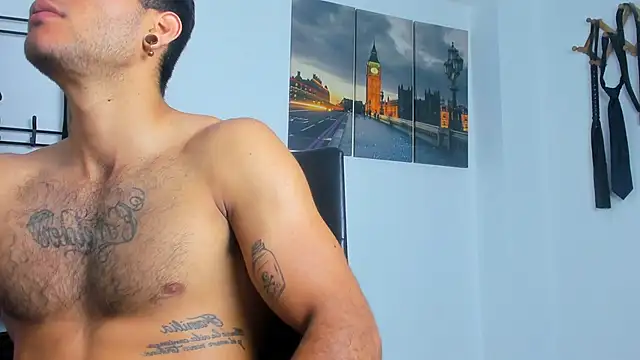 juanblade (M young) - get hard biceps naked