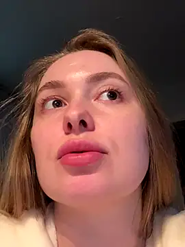 denimilkyyyyy (F young) - SPREAD ASS + WET PUSSY