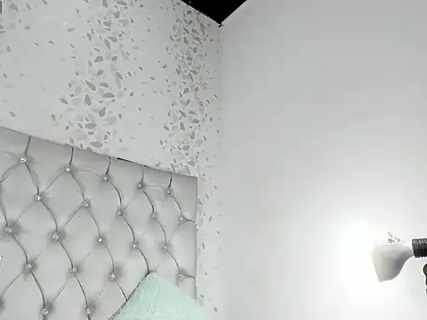 michelle_perla webcam