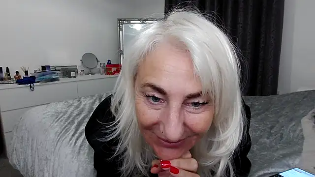 TanyaTaylor45
