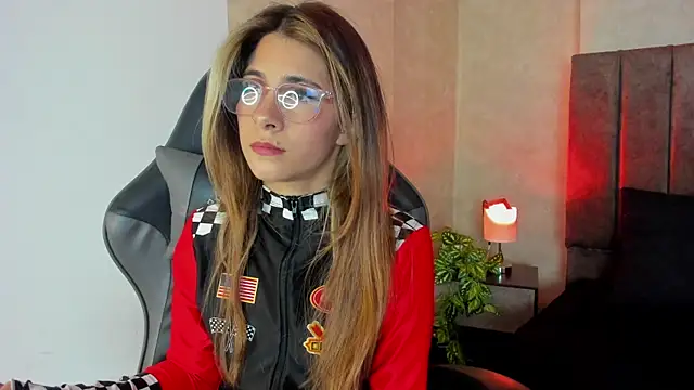 Sara_Roades webcam