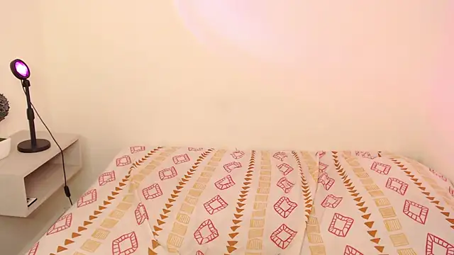 michaela_cox webcam
