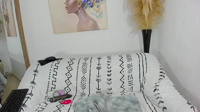 helena_copper_ webcam