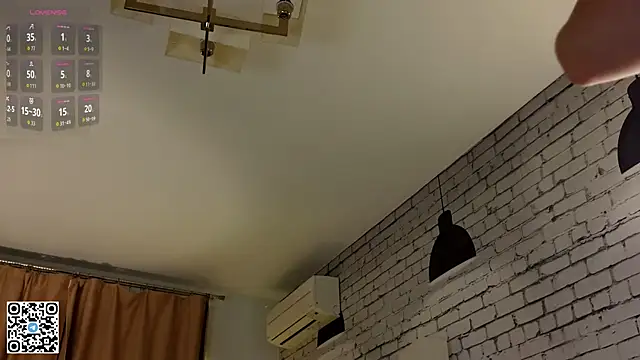 LorinaMaffitt webcam