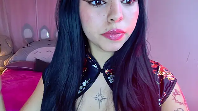 Lyna_love webcam