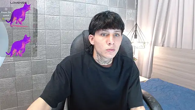 Iantwink18 webcam