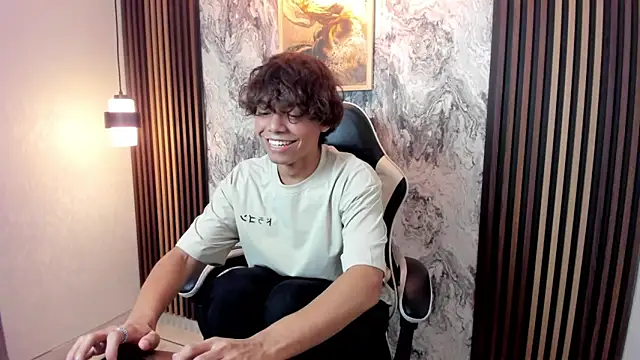 Honeymoon_sariel webcam