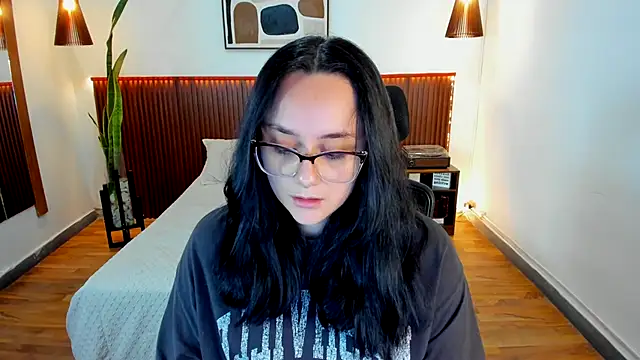 KatherineBond webcam