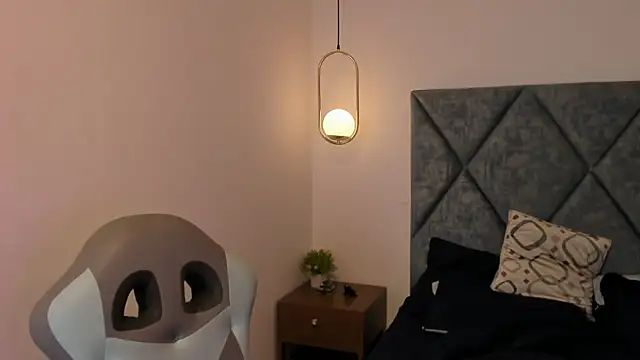 Karoline_Amber webcam