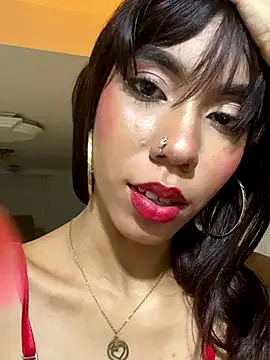 BellaHarper1