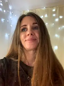 LucieMack webcam