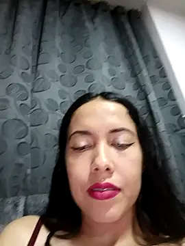 MiaForever1 webcam