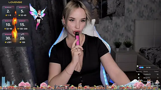 KiraKrox webcam
