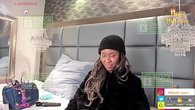 Mikeyla-Russo webcam